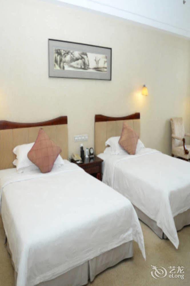 Phoenix Hotel Wuyi 江门 外观 照片